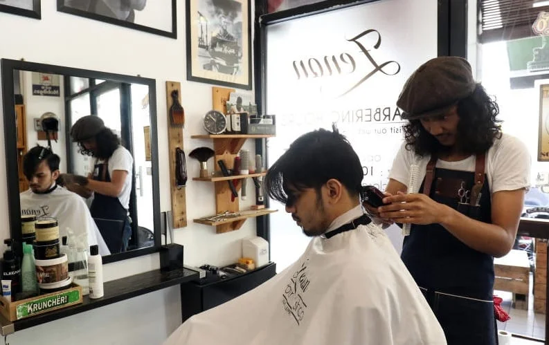 kedai-gunting-rambut-operasi-pkp